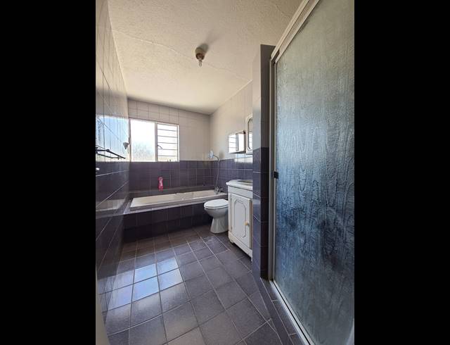 2 BEDROOM APARTMENT FOR SALE IN PRESIDENT PARK
